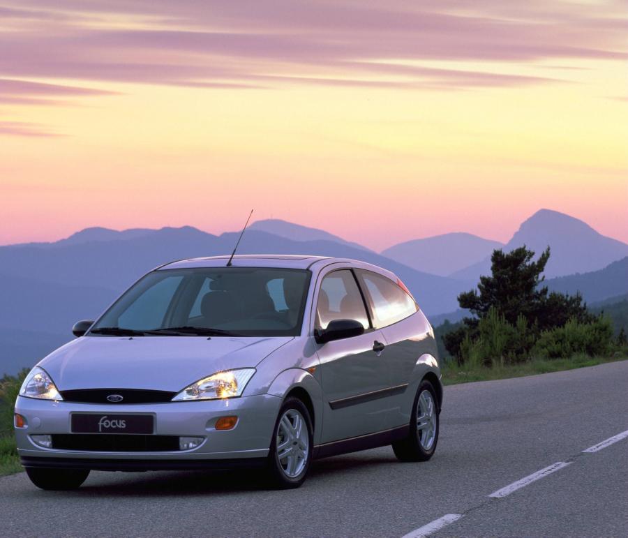  Ford Focus 1999 года  (фото 119 из 130)